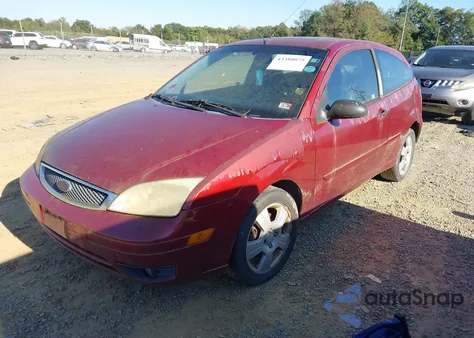 2005 Ford Focus Zx3 from USA, damaged, VIN 3FAFP31N55R157599